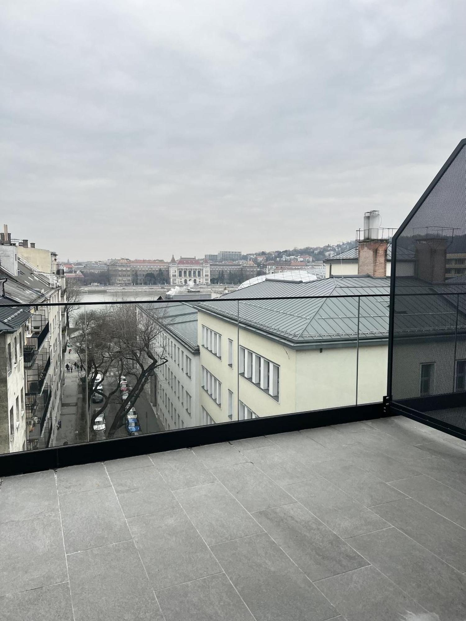Rh Suites — Photos 2